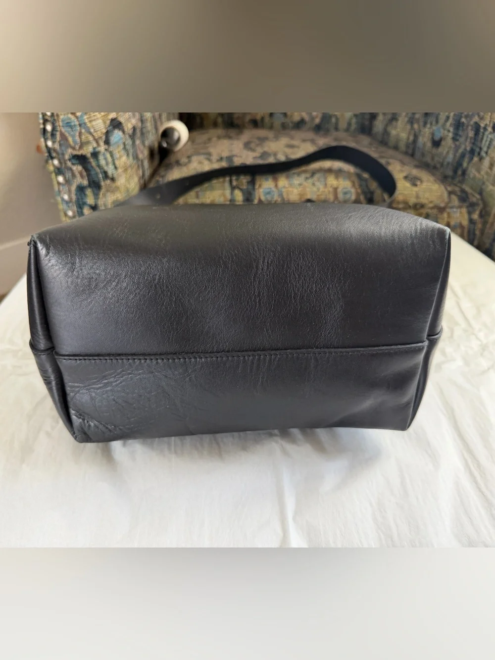 Madewell Essential Bucket Tote Black Leather NWT Crossbody Bag NN396